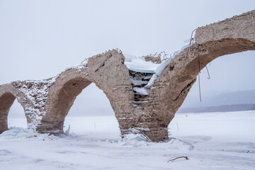 冬の上士幌町糠平湖 雪景色のタウシュベツ川橋梁