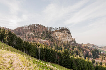 Belchen, Bölchen, Ober Belchen, Ober Bölchen, Geissflue, Geissfluh, Steinenberg, Wanderweg, Felsgipfel, Läufelfingen, Jura, Baselland, Herbst, Schweiz