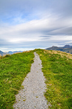 Bergpfad oberhalb von Adelboden
