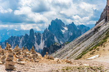Fototapeta na wymiar Immersion in the nature of the Tre Cime di Lavaredo. Dolomites