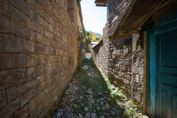 Fototapeta na wymiar Narrow street at the New Kakhib village in Dagestan
