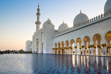 The Sheikh Zayed Grand Mosque in Abu Dhabi