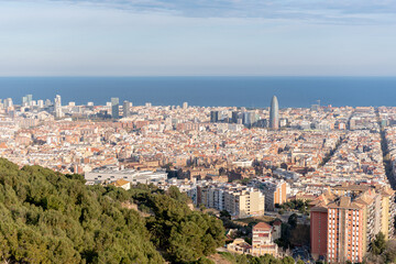 Fototapeta na wymiar View from Mirador de los bunkers de El Carmel in Barcelona, Spain