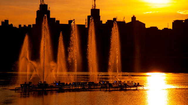 Fonte Luminosa S&atilde;o Jose do Rio Preto - Represa Municipal