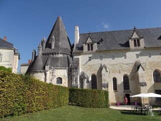 Fototapeta na wymiar Küchenhaus der Abtei Fontevraud, Frankreich