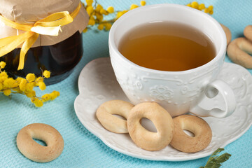 bagel and drying and milk