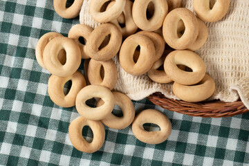 bagel and drying and milk