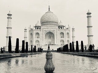 B&W Taj Mahal