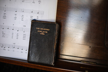 christian, bible, wine, bread, sunday morning, kjv, esv, the lord's supper, scriptures, religion, christian faith, coffee, bible study, devotional, hymns, biblical, catholic, evangelical, 