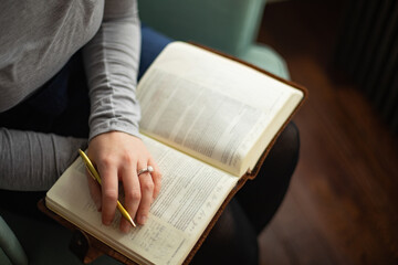 christian, bible, wine, bread, sunday morning, kjv, esv, the lord's supper, scriptures, religion,...