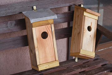 Home wooden breeding booths for birds 