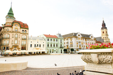 Fototapeta na wymiar Low angle view of Oradea Union Square during a day 