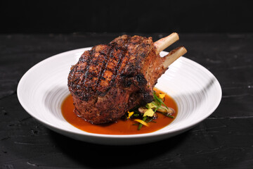 Grilled Pork served in wine sauce