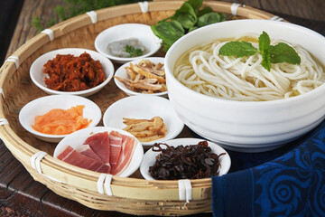Yunnan cross the bridge rice noodles