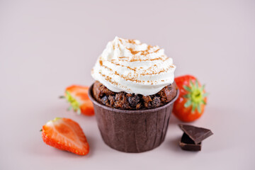 Chocolate bcupcake with cream cheese frosting