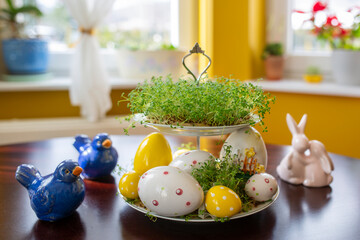Fototapeta na wymiar Edible and healthy green watercress to decorate the Easter table.