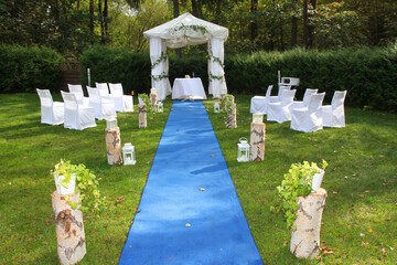 very nice outdoor wedding place