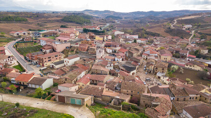 Fototapeta na wymiar aerial view of laguardia town, Spain