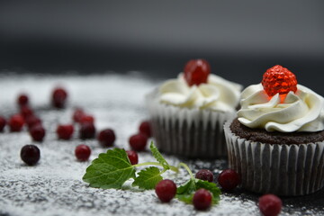 cupcake with berries and mint