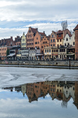 Gdańsk kamienice nad Motławą © Dominika