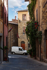 Fototapeta na wymiar Narrow streets of a medieval city. Arezzo, Tuscany.