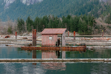 Refill station on water - Canada