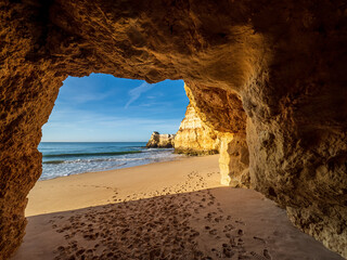 Algarve  Cave