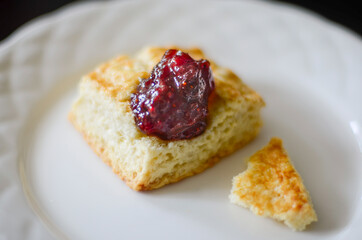Scone 스콘 딸기잼