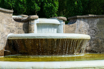 Brunnen Arcade im öffentlichen Wasserparadies in Baden-Baden