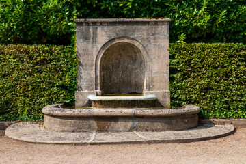 Brunnen Arcade im öffentlichen Wasserparadies in Baden-Baden