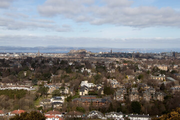 Fototapeta na wymiar The city of Edinburgh view from Braid Hills