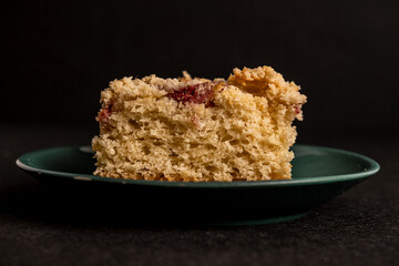 Yeast Cake with strawberries