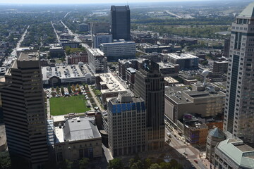Obraz premium An aerial of the Columbus, Looking South along S High Street, Columbus, OH