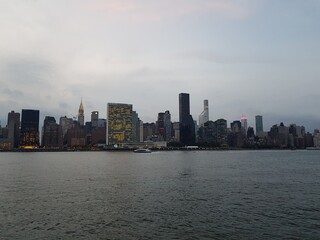 Naklejka premium dusk in manhattan