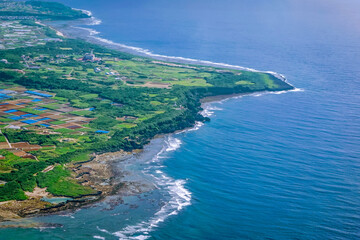 荒崎（最南端）や喜屋武岬など沖縄本島南端部を空撮