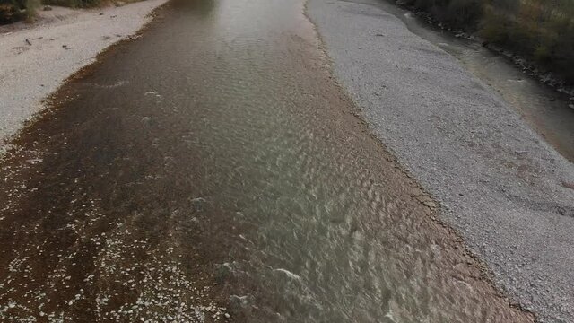 Fluss von oben