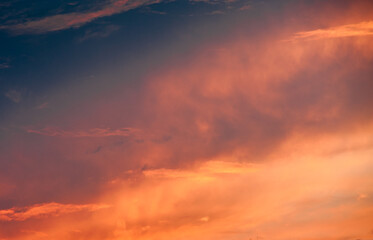 Fototapeta na wymiar Beautiful summer sunset sky