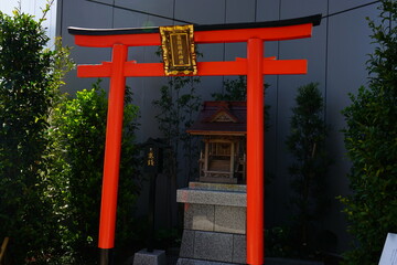 Kakugo Inari Shrine at Ginza Six in Tokyo, Japan - 靍護稲荷神社 GINZA SIX 屋上