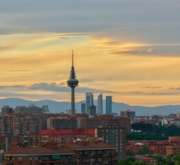 toronto skyline at sunset