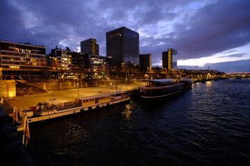 The Seine River and the Mitterand Library in the evening. Paris, march 2021.