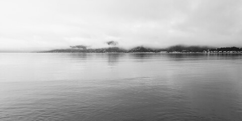 Fototapeta premium Fog over still water