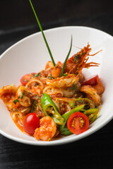 Pasta with shrimps and cherry tomatoes