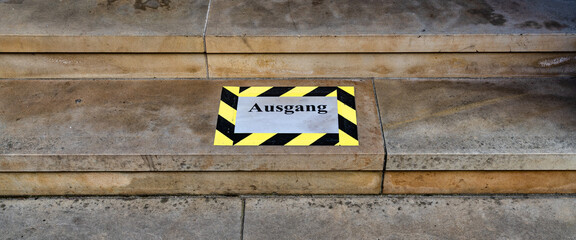 Ausgang