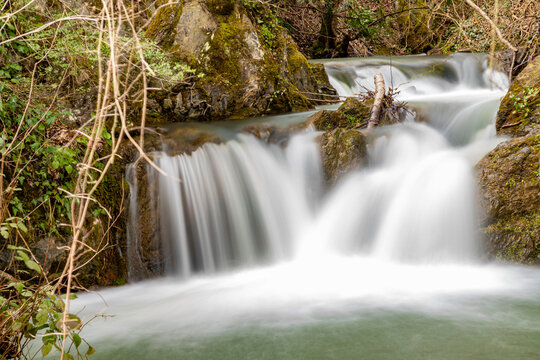 Green Forest And Waterfall Flowing In The Lake ( Çenedağı şelalesi, Derince, Kocaeli Türkiye)