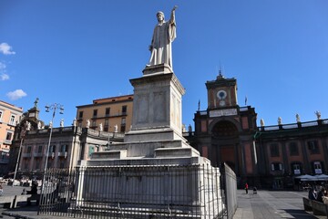 Fototapeta premium Napoli - Monumento a Dante Alighieri