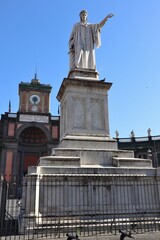 Fototapeta na wymiar Napoli - Monumento di Dante Alighieri