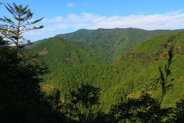 Hiking the Japanese Kumano Kodo Pilgrimage Trail - Nakahechi Route (熊野古道 - 中辺路コース) | On the trail