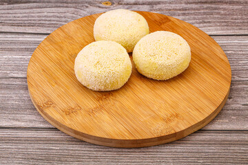Raw potato zrazy for cooking
