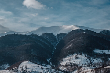 Fototapeta premium Snowy peaks of the Carpathian Mountains