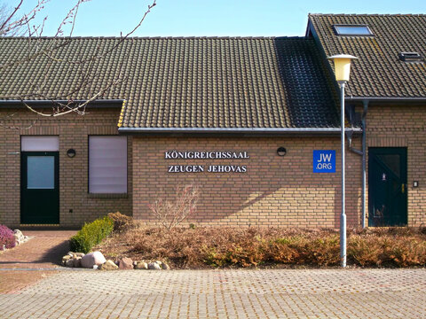Templin, Landkreis Uckermark in Brandenburg/ Deutschland - 10. M&auml;rz 2021: K&ouml;nigsreichssaal Zeugen Jehovas